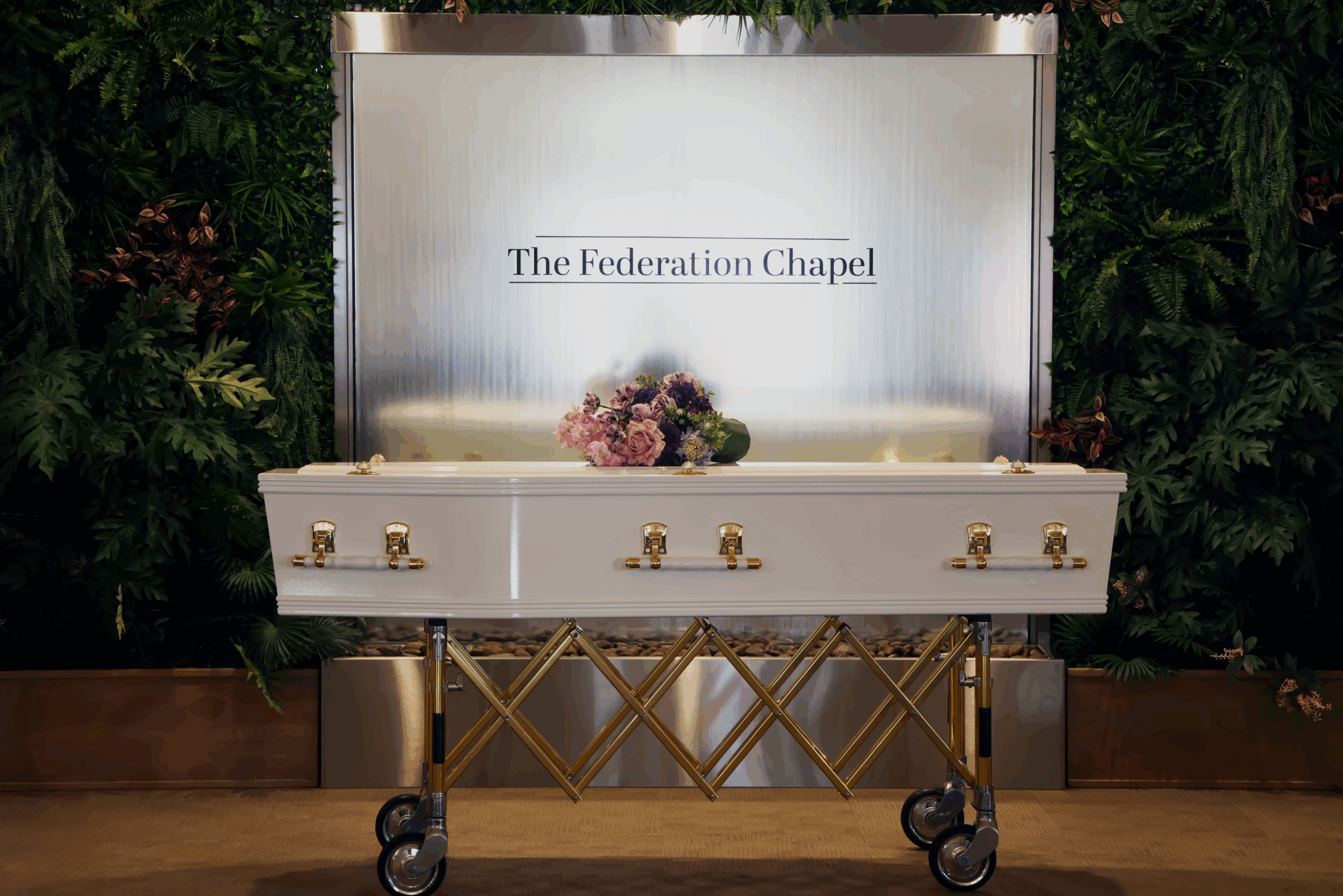 FedChapel 4 Altar w Coffin